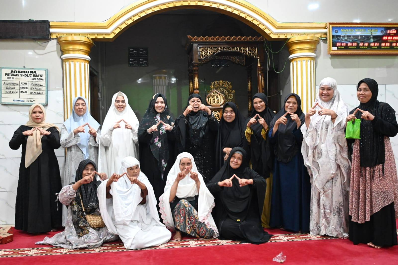 Wakil Wali Kota Pagar Alam Hj Bertha, Laksanakan Safari Ramadhan di Masjid Nurul Yaqin Tebat Benawa